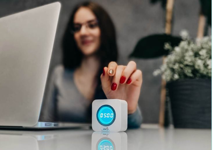 Streamlining Productivity When Working from Home 3 Luxafor Pomodoro timer