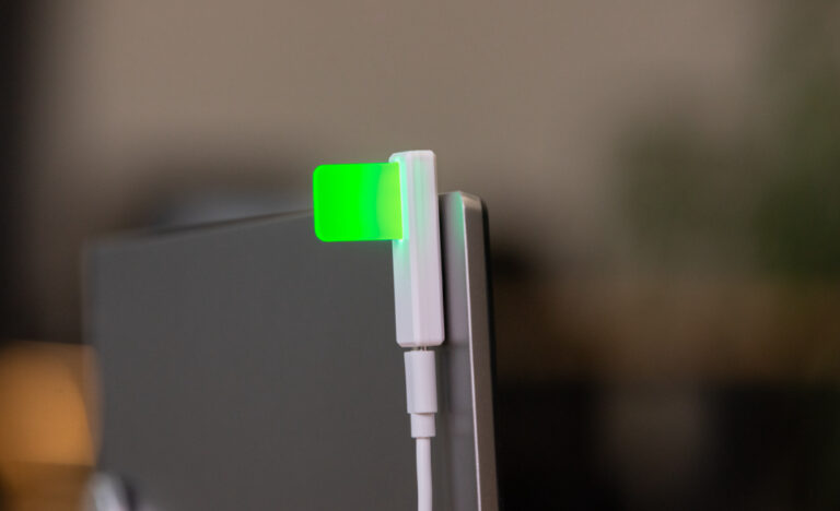 luxafor flag 2 green